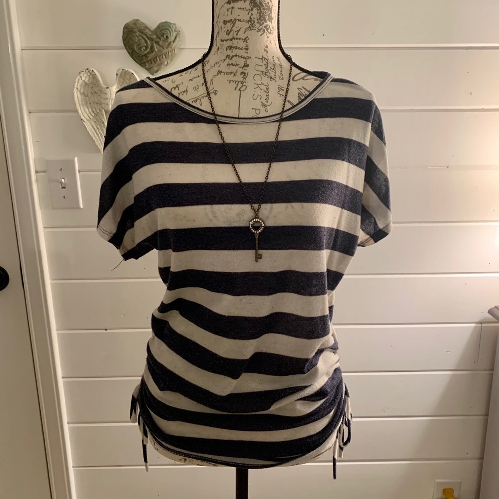 Juniper Ln maternity shirt